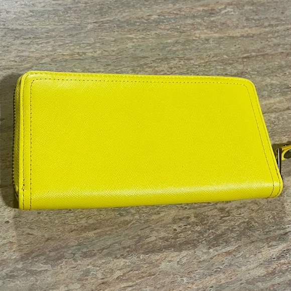 Zadig & Voltaire quilted canary yellow zippered wallet wristlet/ clutch - Picture 16 of 16